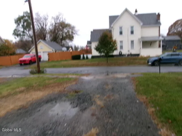 $177,500 | 1 2nd Avenue, Mayfield, NY 12117