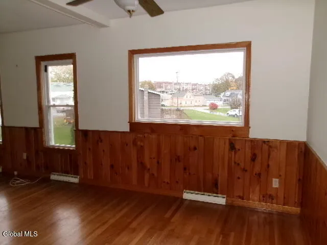 $177,500 | 1 2nd Avenue, Mayfield, NY 12117