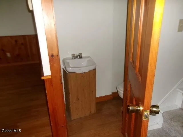 $177,500 | 1 2nd Avenue, Mayfield, NY 12117