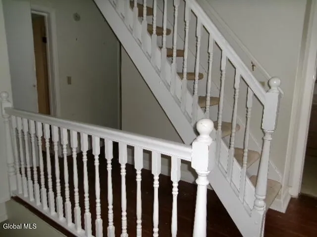 $177,500 | 1 2nd Avenue, Mayfield, NY 12117