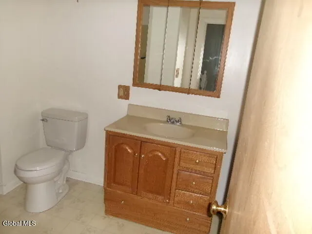 $177,500 | 1 2nd Avenue, Mayfield, NY 12117