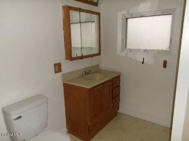 $177,500 | 1 2nd Avenue, Mayfield, NY 12117