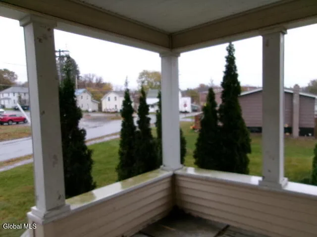 $177,500 | 1 2nd Avenue, Mayfield, NY 12117