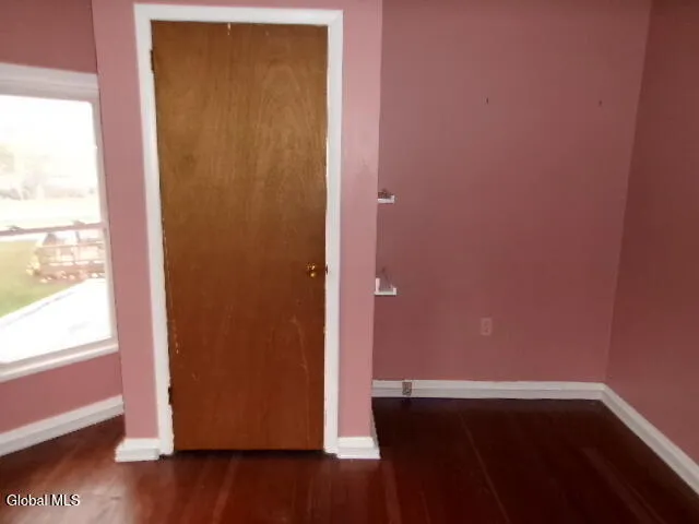 $177,500 | 1 2nd Avenue, Mayfield, NY 12117