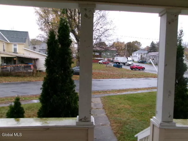 $177,500 | 1 2nd Avenue, Mayfield, NY 12117