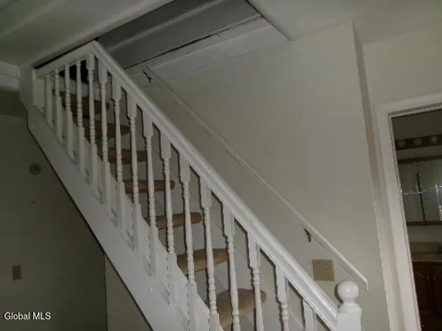 $177,500 | 1 2nd Avenue, Mayfield, NY 12117