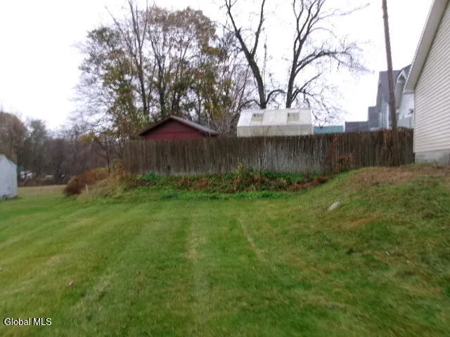 $177,500 | 1 2nd Avenue, Mayfield, NY 12117