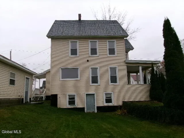 $177,500 | 1 2nd Avenue, Mayfield, NY 12117