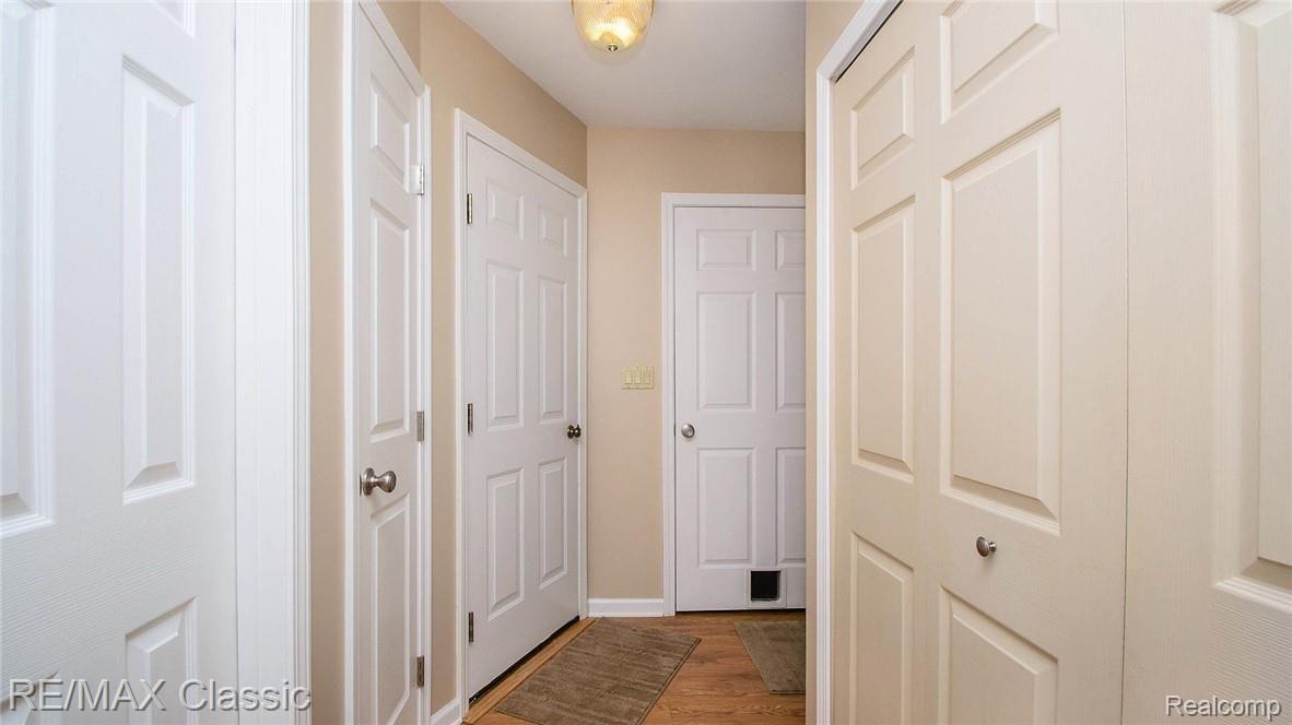2322 Mooreville Road Milan, MI 48160 - Photo 23 of 78 Garage entrance
