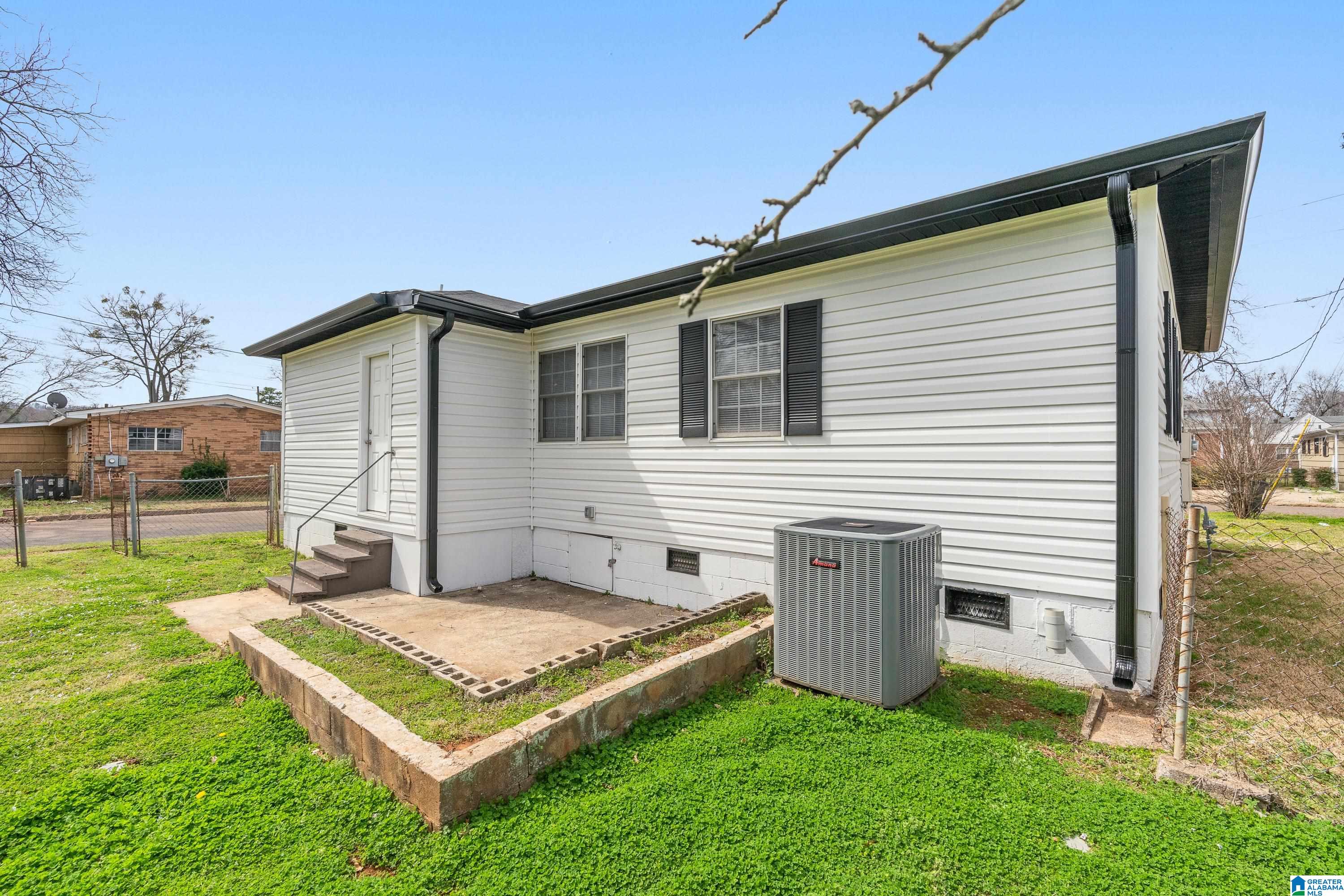 1345 Mims Street Southwest Birmingham, AL 35211 - Photo 22 of 25