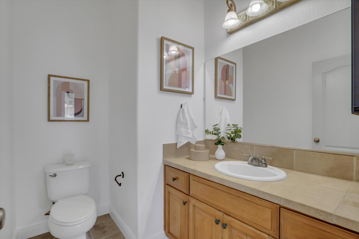565 Springcreek Place Manteca, CA 95337 - Photo 26 of 35
