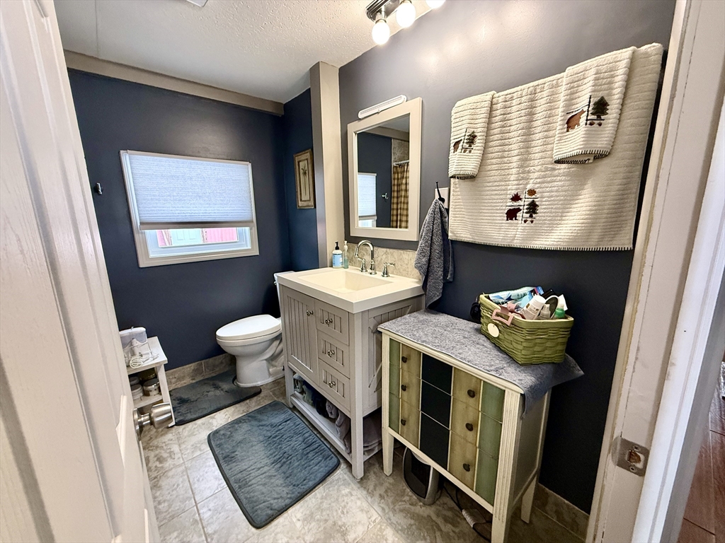 868 Southampton Road, Unit 70 Westfield, MA 01085 - Photo 15 of 21