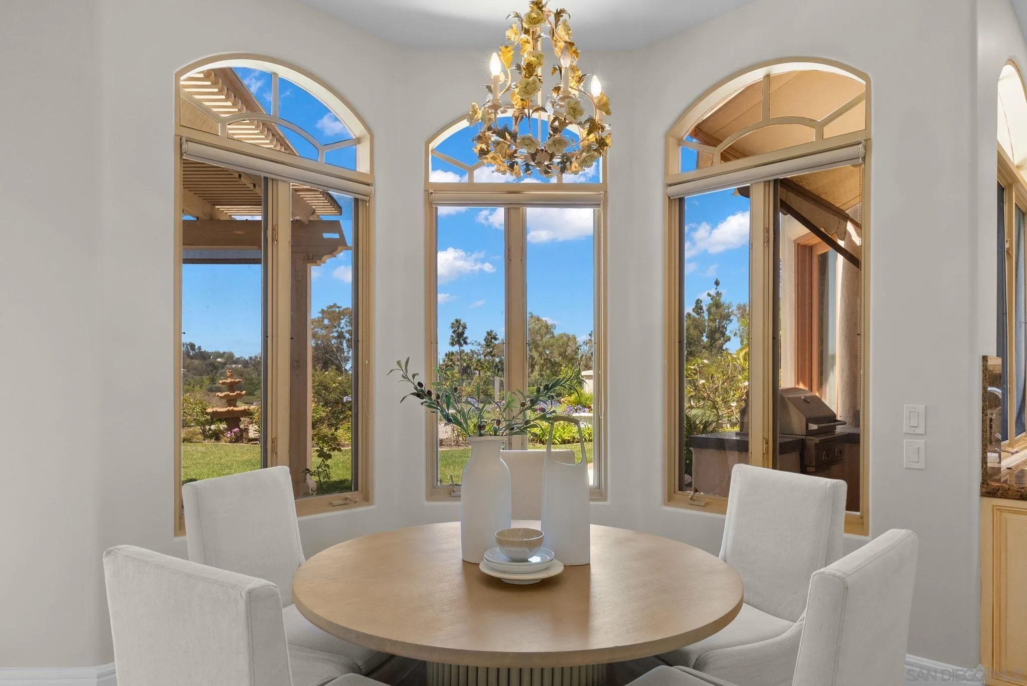 7896 St Andrews Road Rancho Santa Fe, CA 92067 - Photo 17 of 17 Breakfast Area