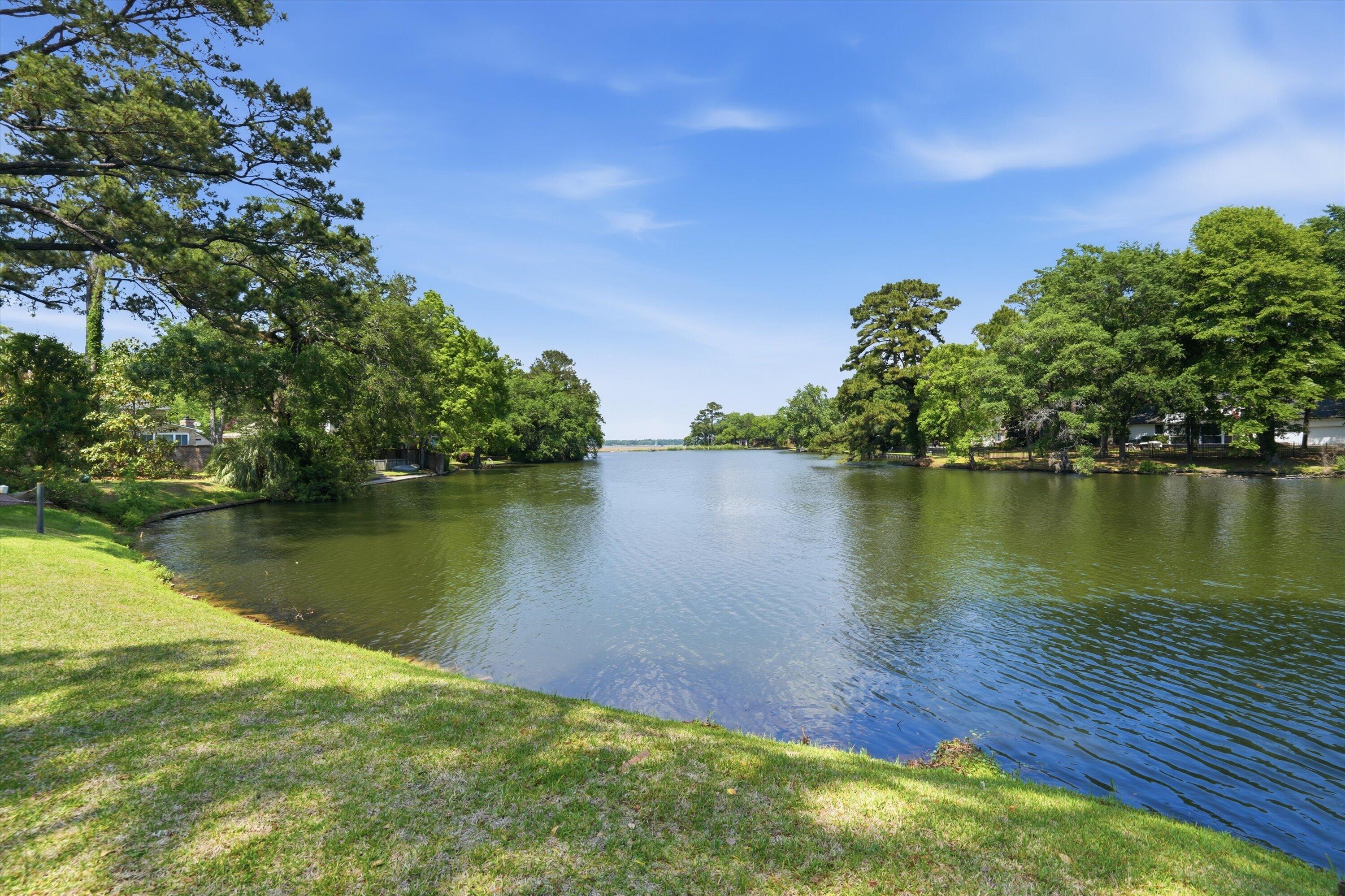 34 Sussex Road Charleston, SC 29407 - Photo 3 of 46 Gallery Image 3