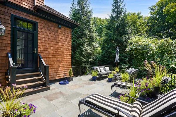 $39,500 | 59 Cat Rock Road, Cos Cob, CT 06807