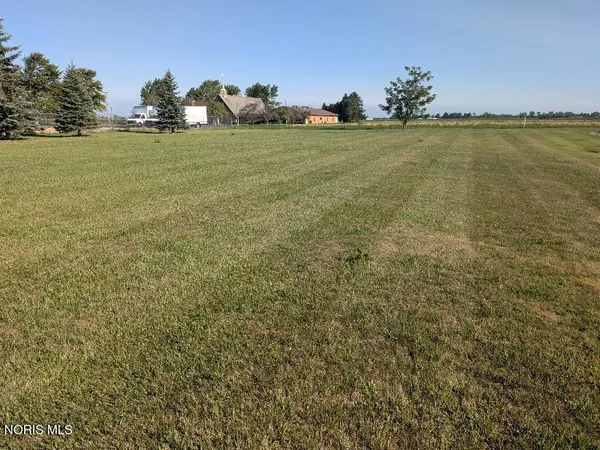 $25,000 | 303 Michaelis Drive, Florida, OH 43545