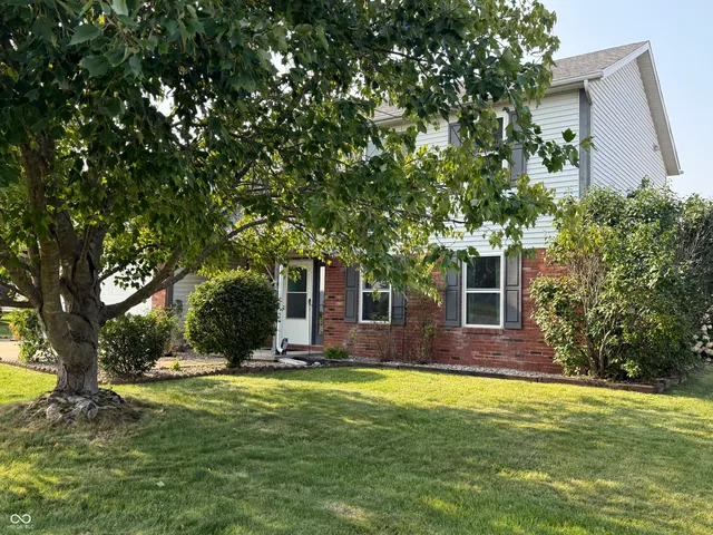 $279,500 | 30 Hickory Lane South, Crawfordsville, IN 47933