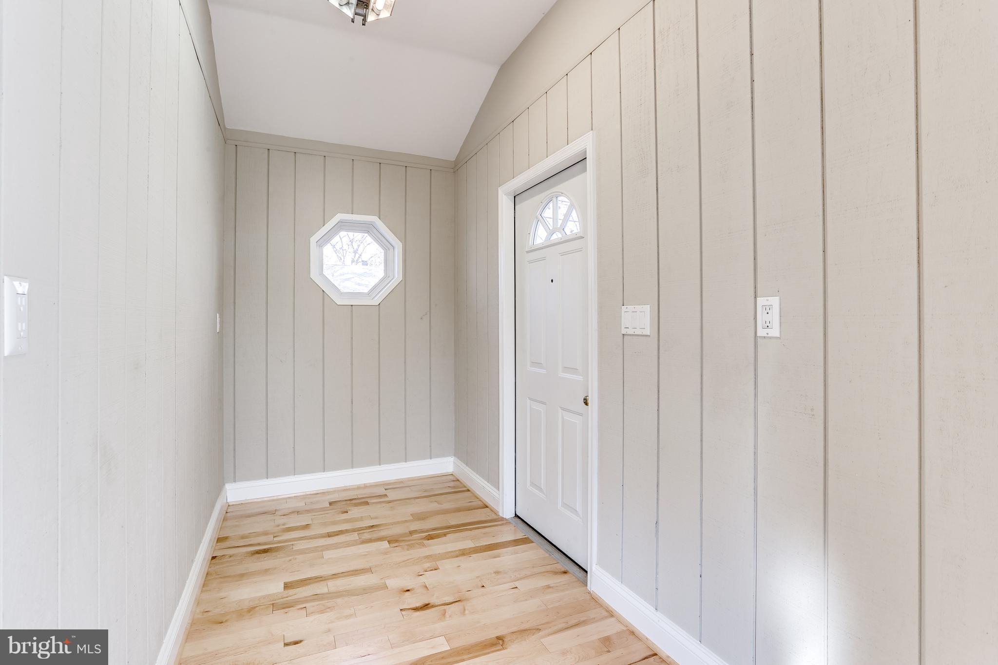 712 Justin Way Silver Spring, MD 20901 - Photo 11 of 21 Mud Room