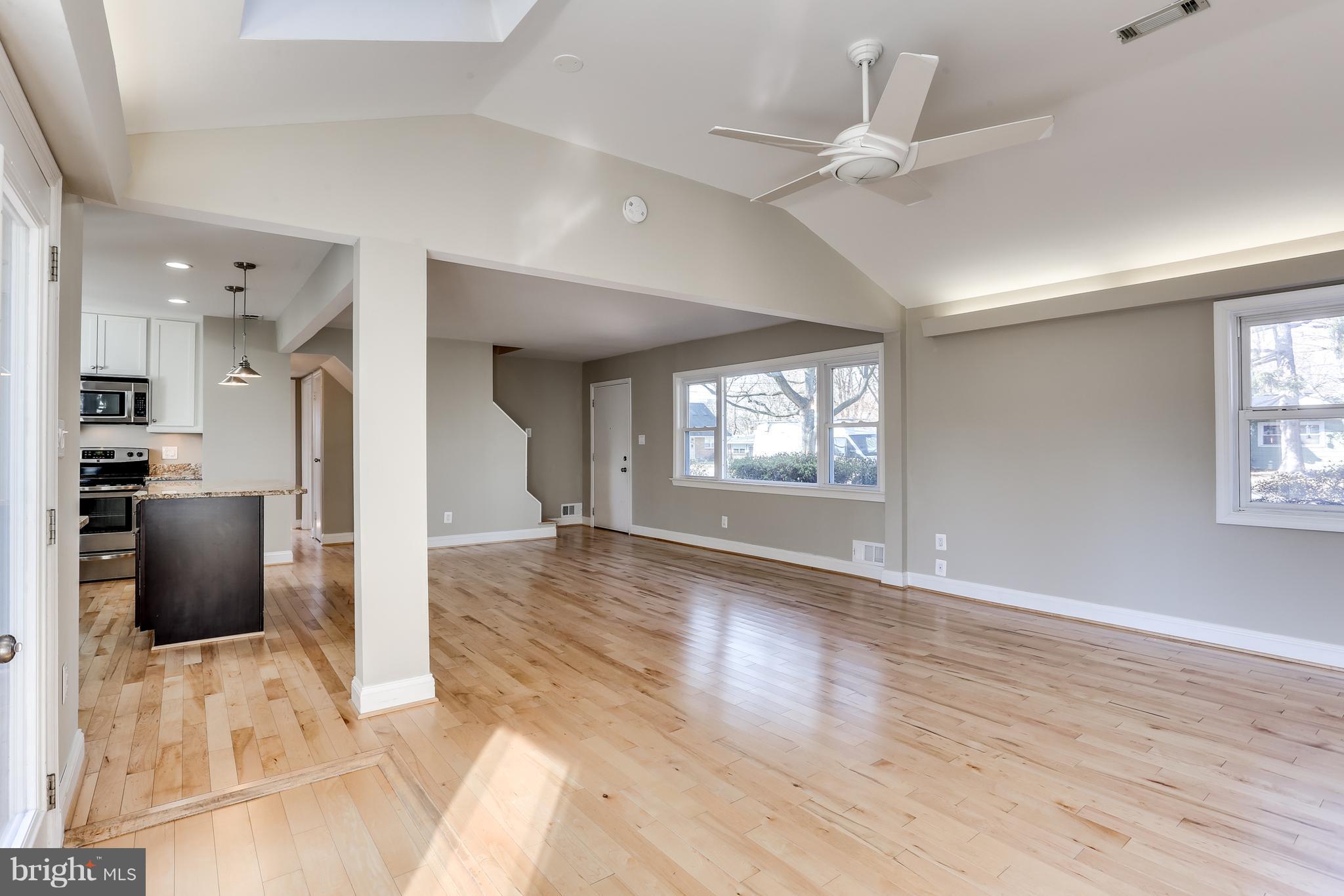 712 Justin Way Silver Spring, MD 20901 - Photo 8 of 21 Family Room