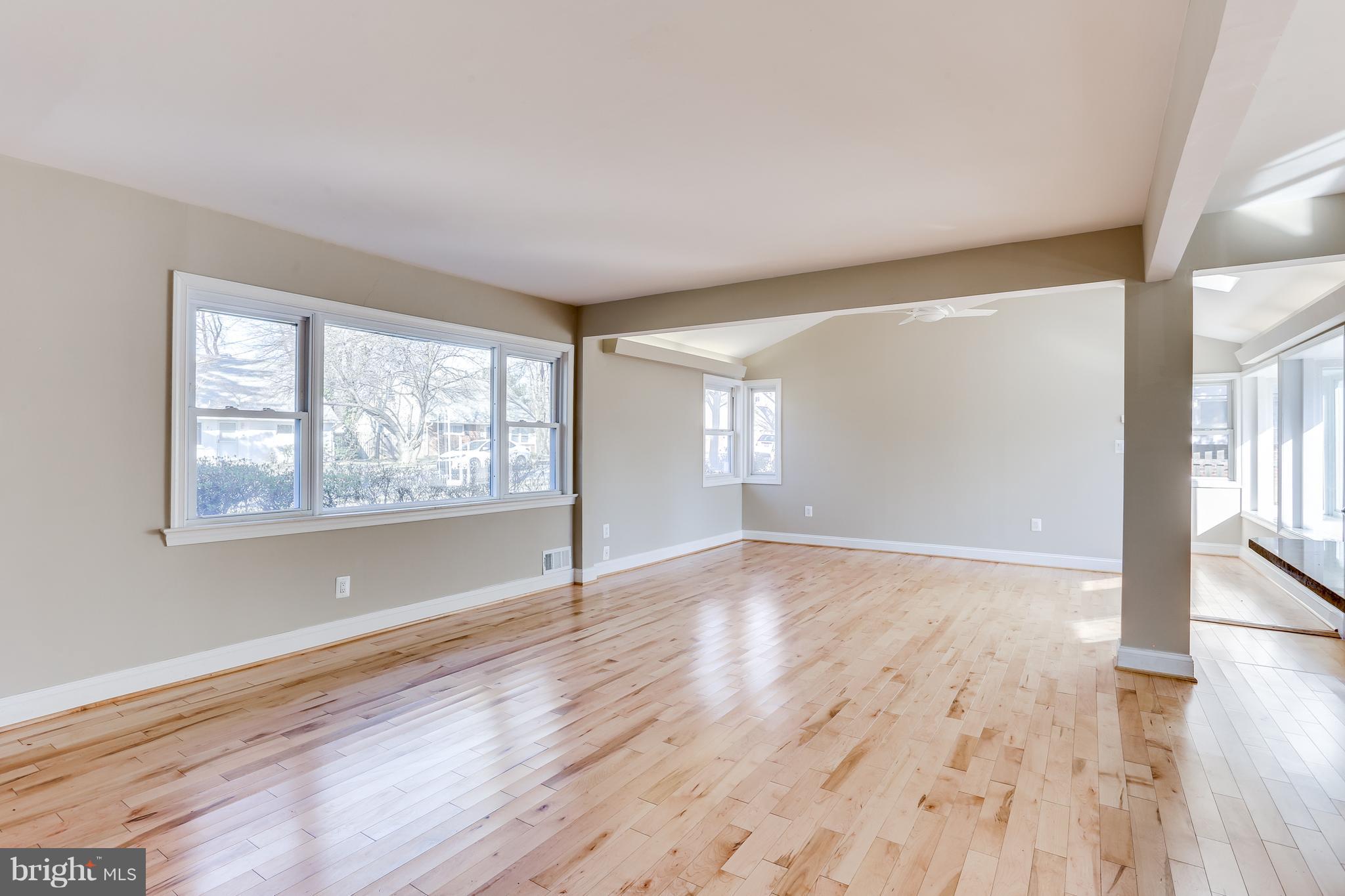 712 Justin Way Silver Spring, MD 20901 - Photo 10 of 21 Family Room