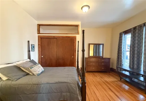 $1,700 | 1015 White Place, Utica, NY 13501