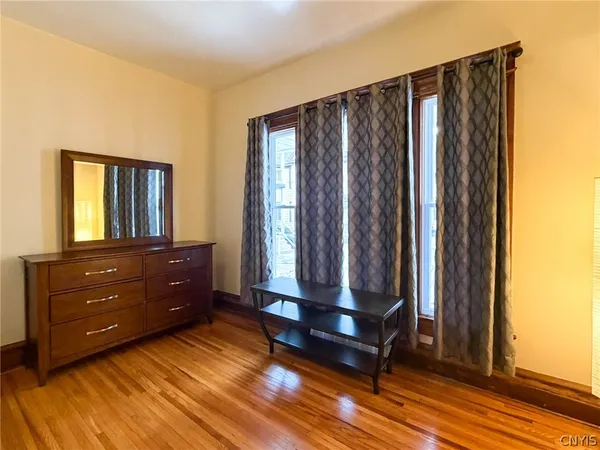 $1,700 | 1015 White Place, Utica, NY 13501