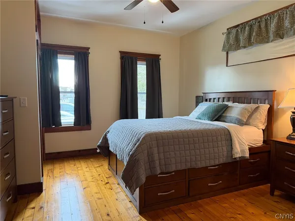 $1,700 | 1015 White Place, Utica, NY 13501