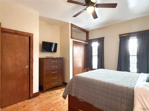 $1,700 | 1015 White Place, Utica, NY 13501