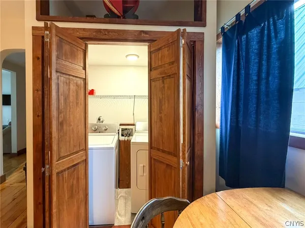 $1,700 | 1015 White Place, Utica, NY 13501