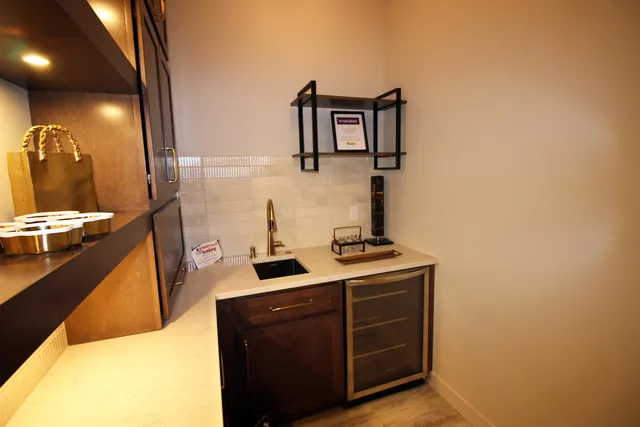 $799,500 | 334 Ridge View, Unit 30, Milton, WI 53563