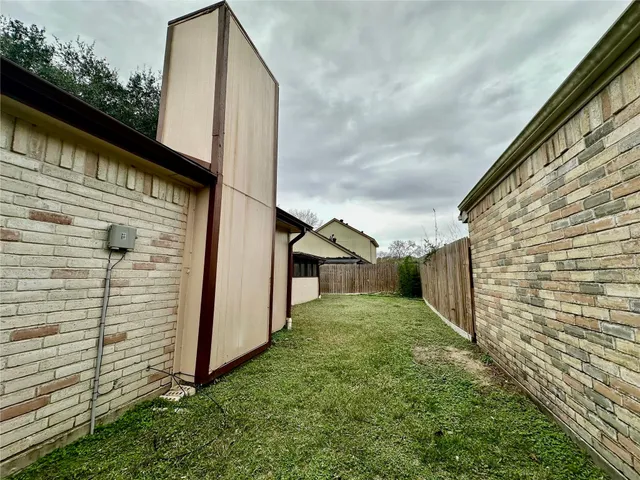 $1,795 | 8514 Fawn Terrace Drive, Houston, TX 77071