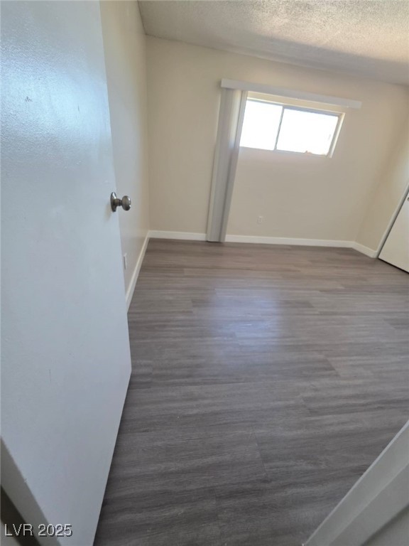 1075 East Desert Inn Road, Unit 8 Las Vegas, NV 89109 - Photo 4 of 29