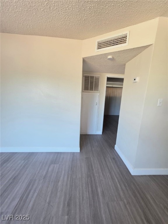 1075 East Desert Inn Road, Unit 8 Las Vegas, NV 89109 - Photo 7 of 29