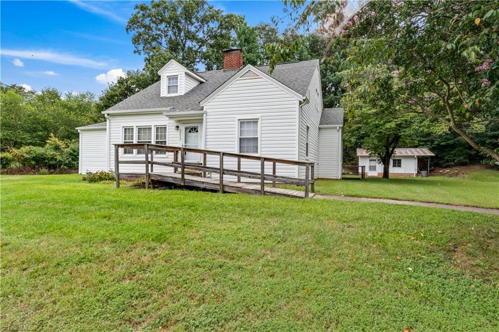 3753 Pride's Road East Bend, NC 27018 - Photo 3 of 31 Gallery Image 3