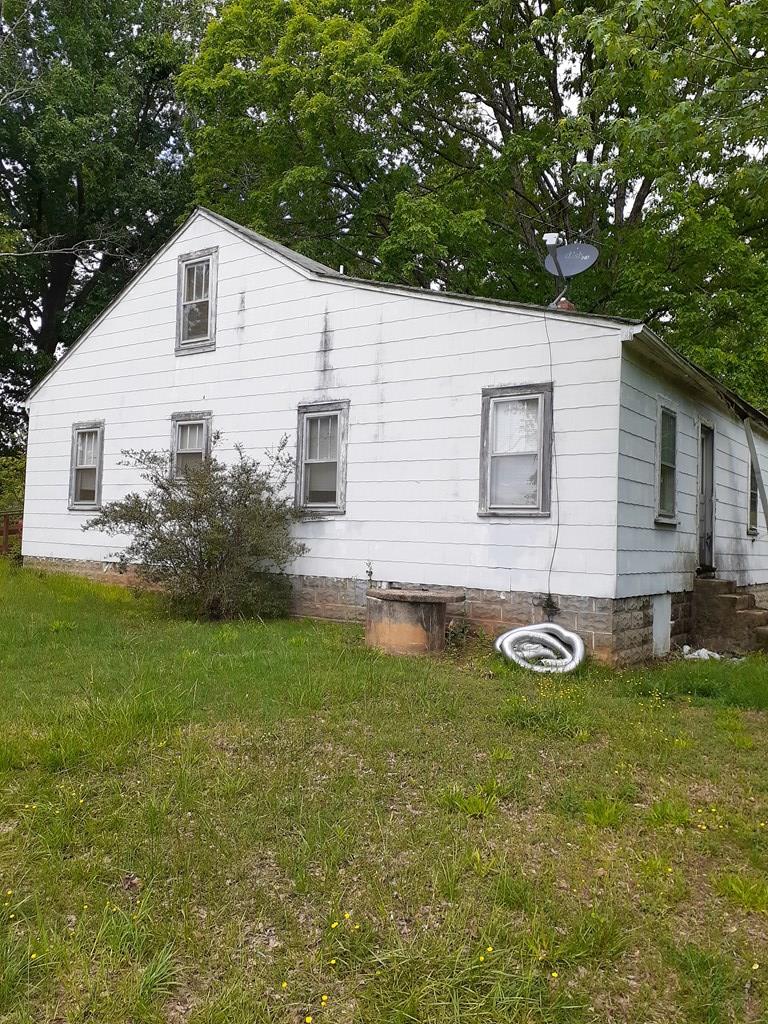 2744 Overton Road Victoria, VA 23974 - Photo 2 of 18 Gallery Image 2