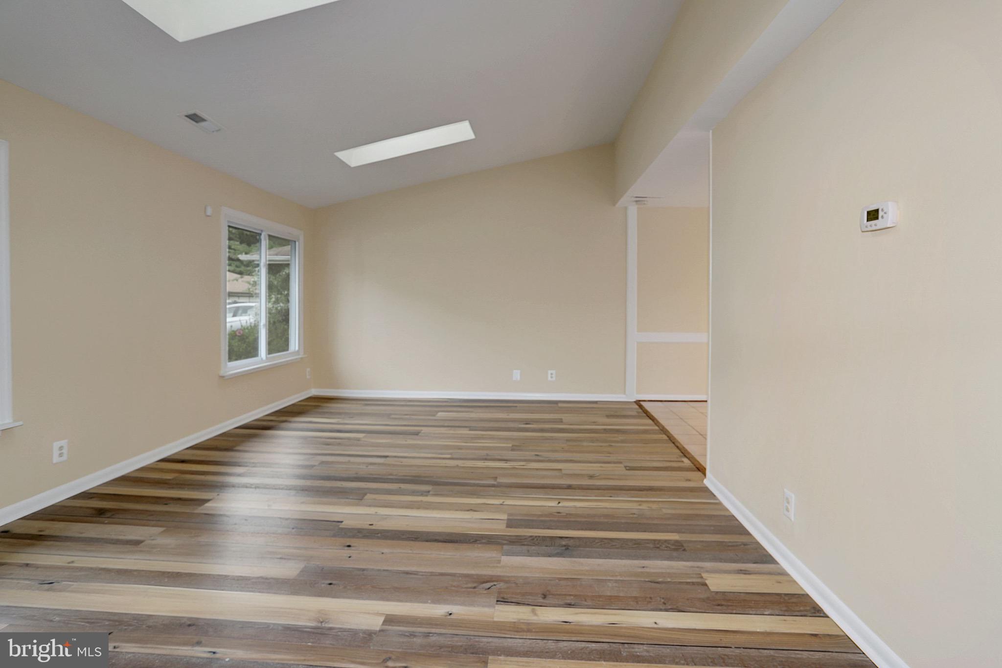 14925 Hydrus Road Silver Spring, MD 20906 - Photo 8 of 23 Gallery Image 8