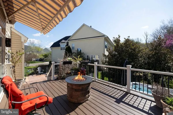 $995,000 | 7153 Comrie Court, Warrenton, VA 20187