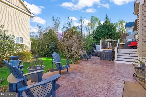 $995,000 | 7153 Comrie Court, Warrenton, VA 20187