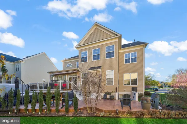 $995,000 | 7153 Comrie Court, Warrenton, VA 20187