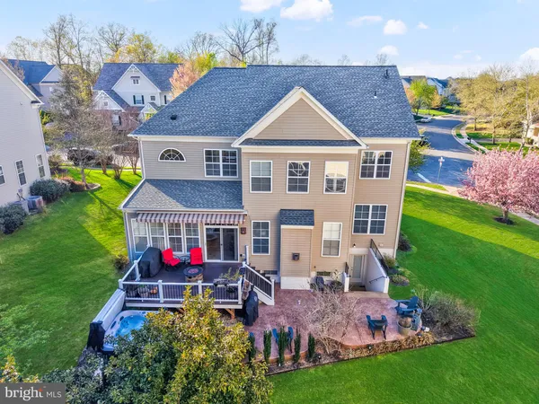 $995,000 | 7153 Comrie Court, Warrenton, VA 20187