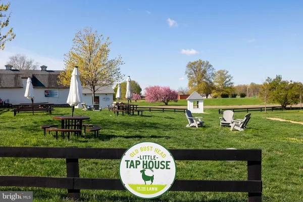 $995,000 | 7153 Comrie Court, Warrenton, VA 20187