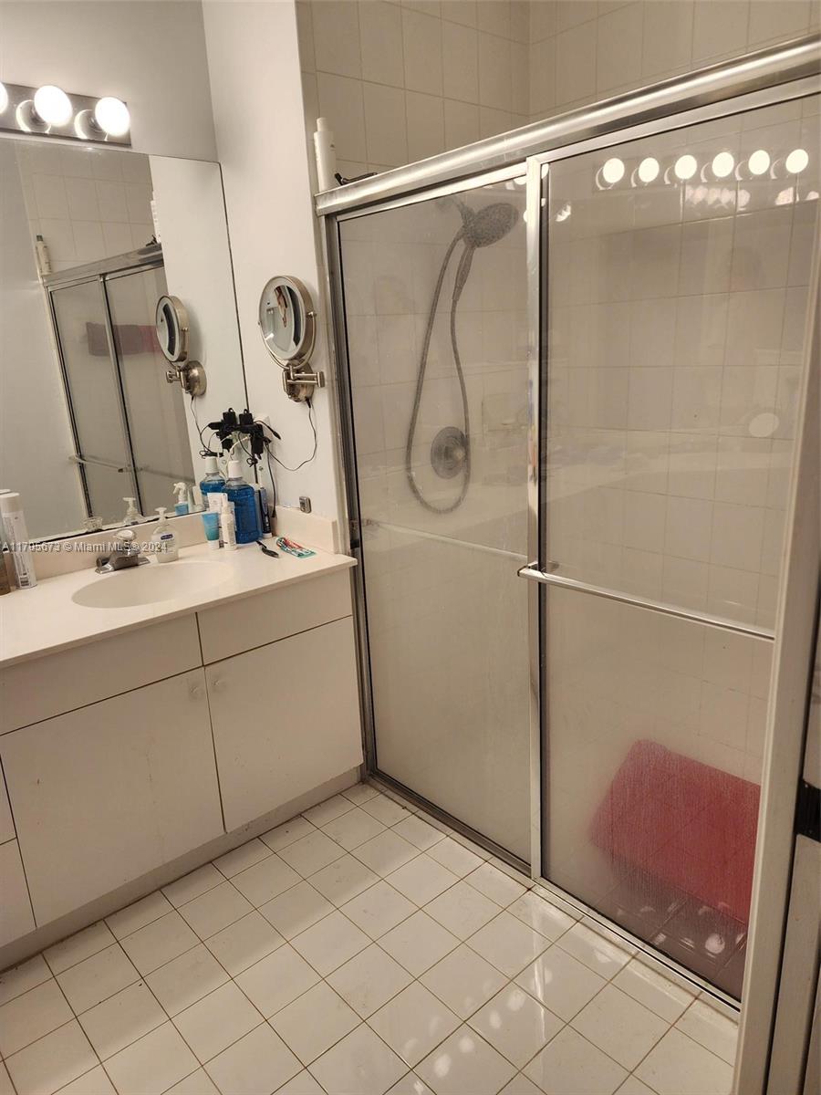 5121 Sabal Gardens Lane, Unit 1 Boca Raton, FL 33487 - Photo 13 of 14