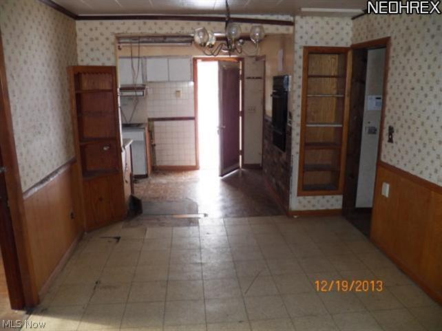 418 Lansing Road Akron, OH 44312 - Photo 7 of 11