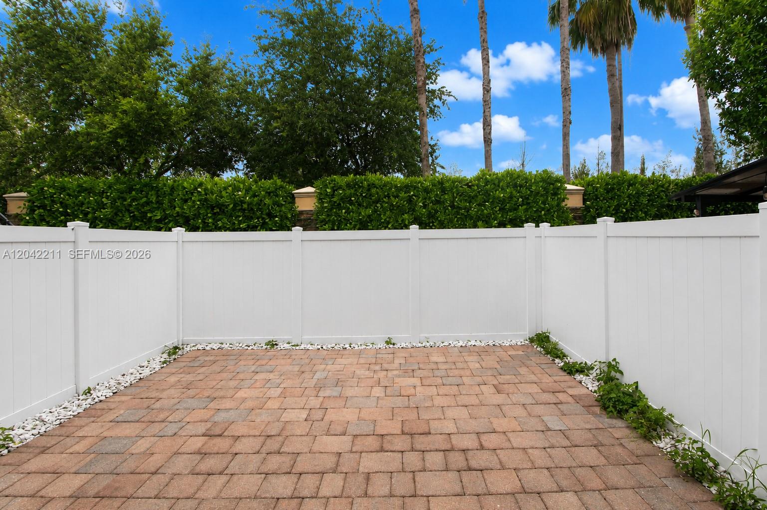 8954 West 35th Way Hialeah, FL 33018 - Photo 21 of 24