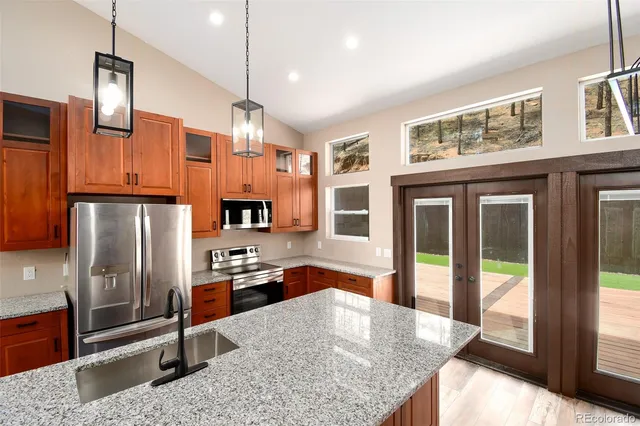 $725,000 | 15175 Rainbow Drive, Sedalia, CO 80135