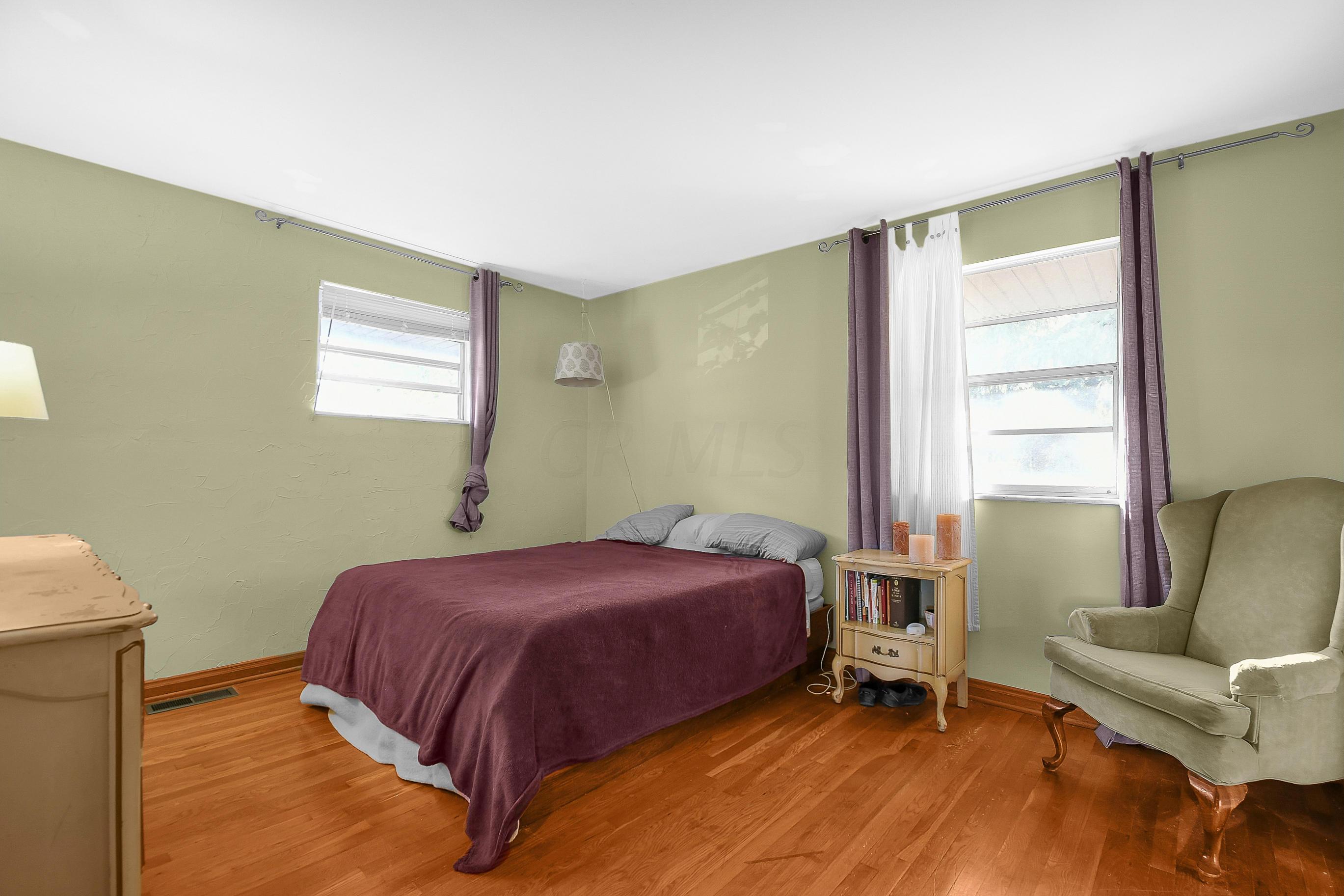 1463 Thurell Road Columbus, OH 43229 - Photo 14 of 28 Gallery Image 14