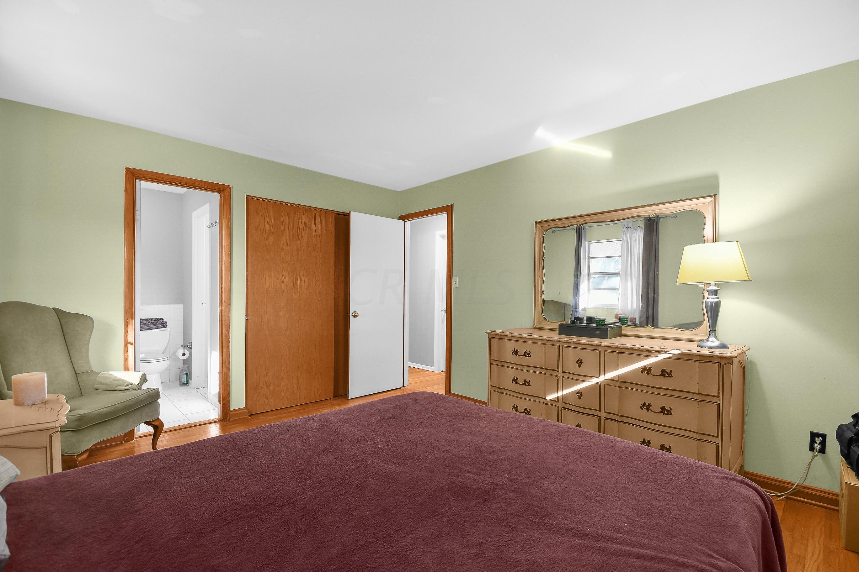 1463 Thurell Road Columbus, OH 43229 - Photo 15 of 28 Gallery Image 15