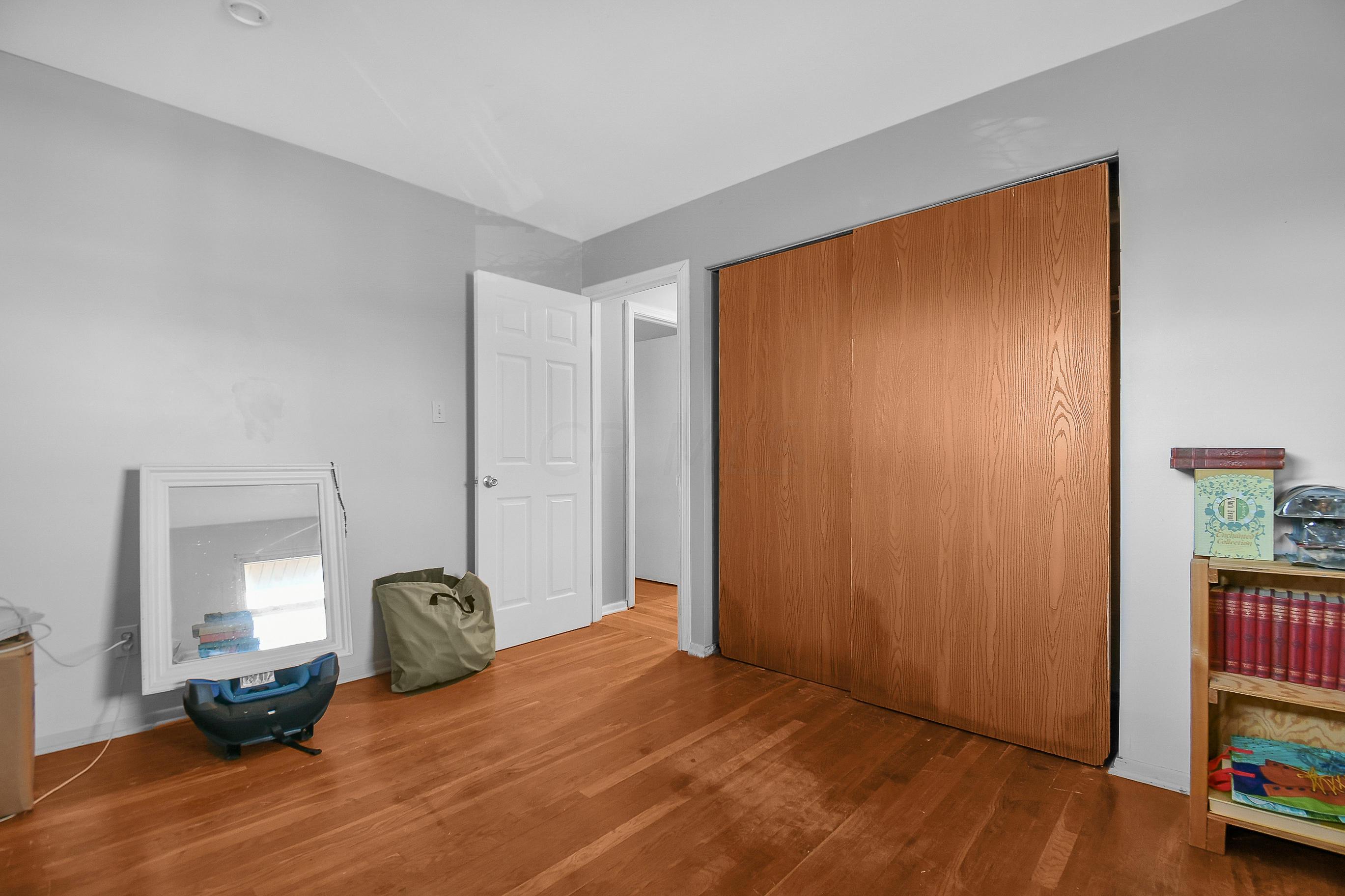 1463 Thurell Road Columbus, OH 43229 - Photo 17 of 28 Gallery Image 17