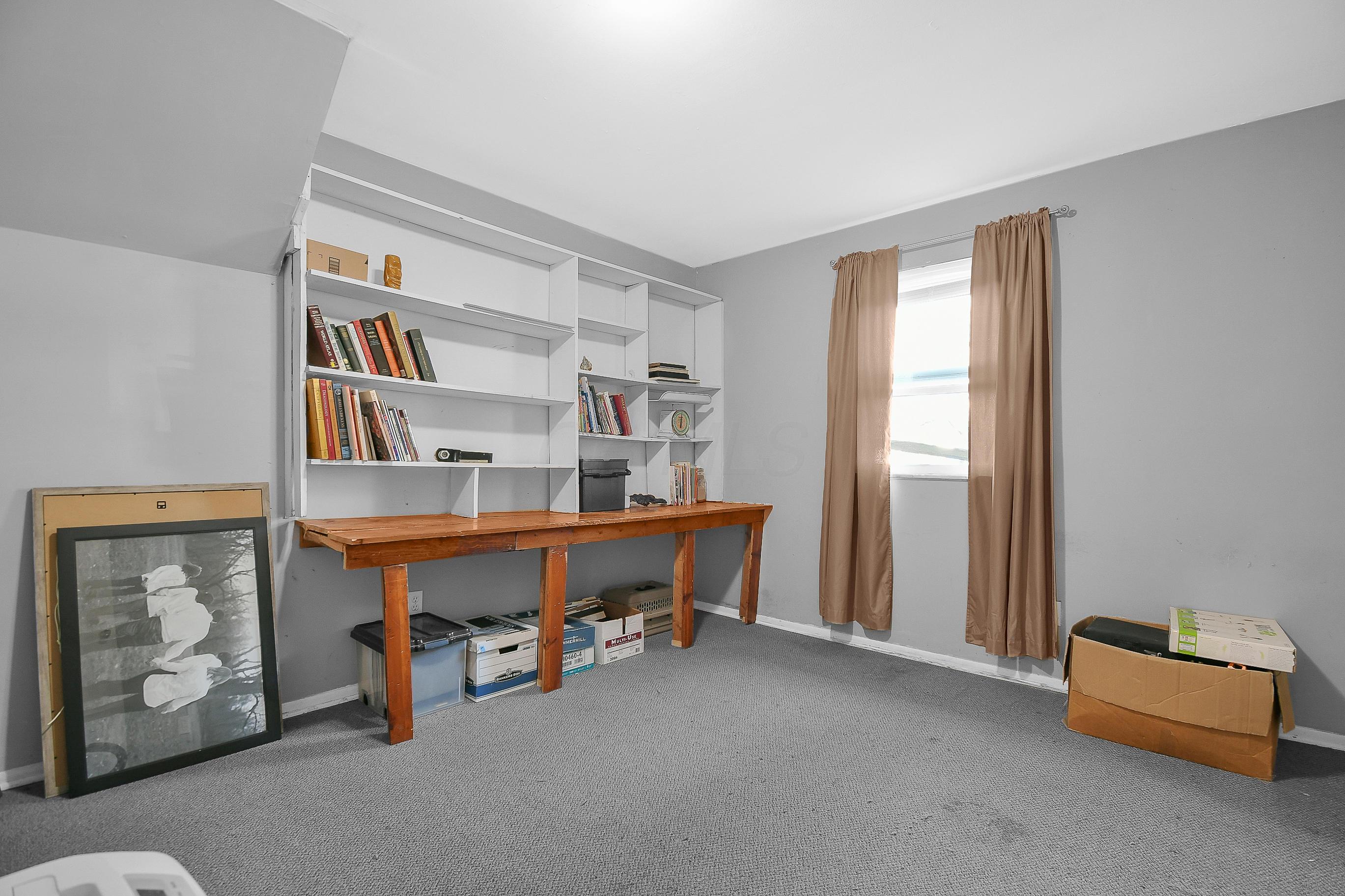 1463 Thurell Road Columbus, OH 43229 - Photo 21 of 28 Gallery Image 21
