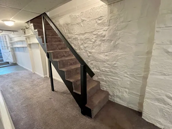 $2,800 | 27 Hopkins Avenue, Unit 1, Jersey City, NJ 07306
